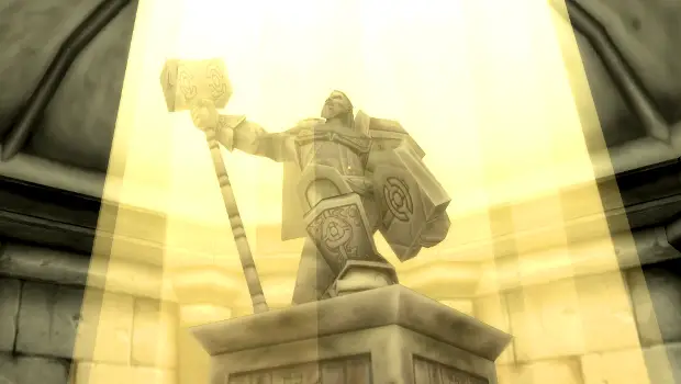 Statue of Uther Lightbringer